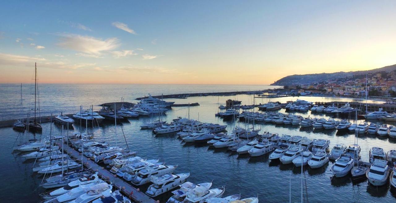 Carlos Bcs2 - Sanremo Center Suite - Exterior foto